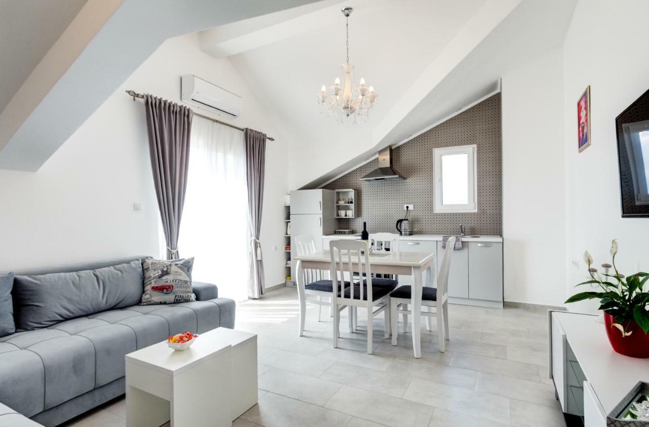 Sunny Nest Apartments كوتور المظهر الخارجي الصورة